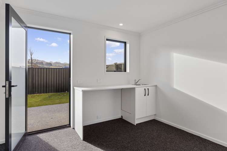 7a Rose Drive Concord_16