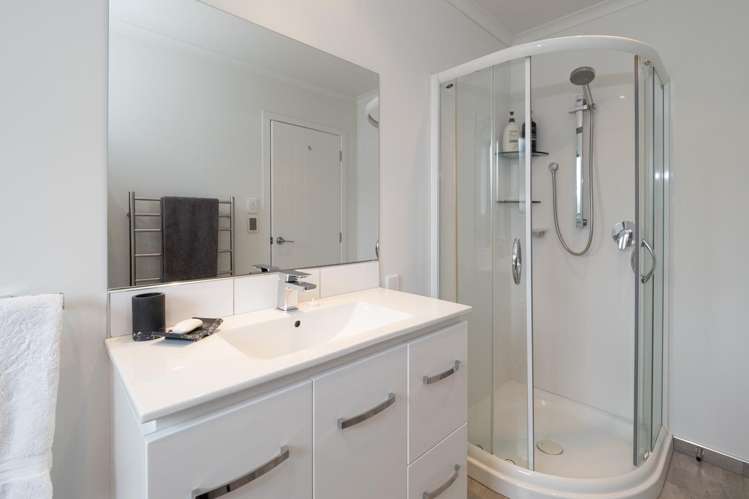 107a Creek Road Allenton_14