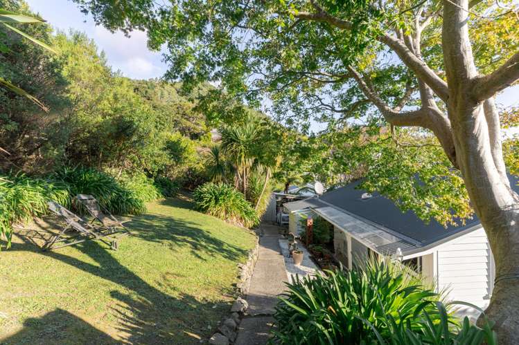 17A Taranaki Street Picton_18