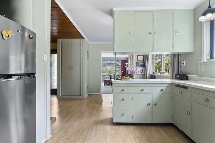 977 Coast Road Wainuiomata Coast Lower Hutt City Houses for Sale