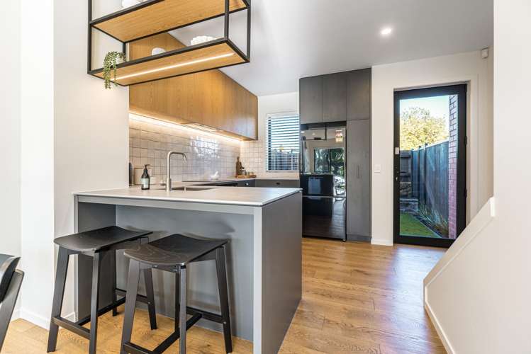 5/7 Boyd Avenue Mangere Bridge_7