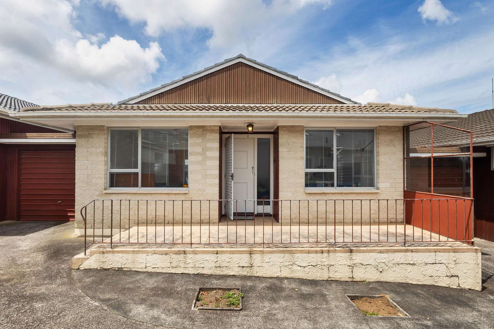 2/110 Richardson Road Mount Albert_0