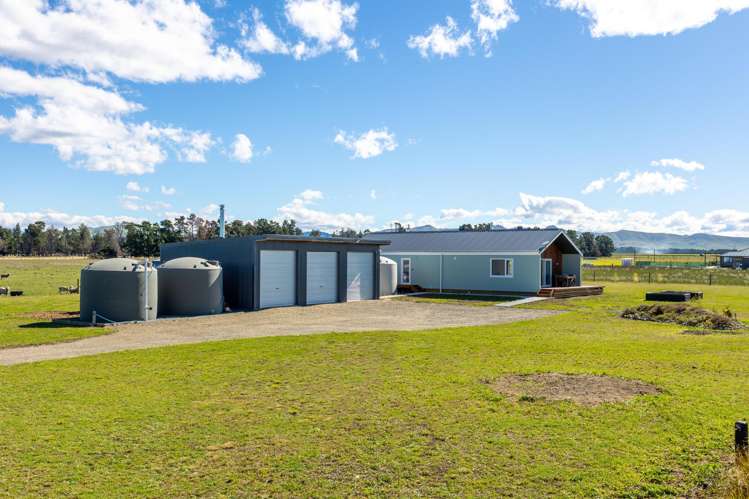 86 Racecourse Road Amberley_1
