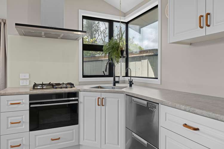 23a Donnelly Street Oakura_5