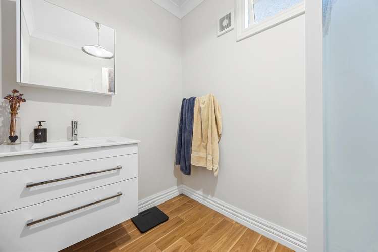 39 Walpole Street Waltham_10