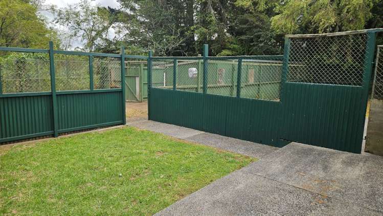 3 Beaver Road East Bombay_21