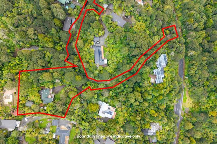 416 Scenic Drive Waiatarua_22