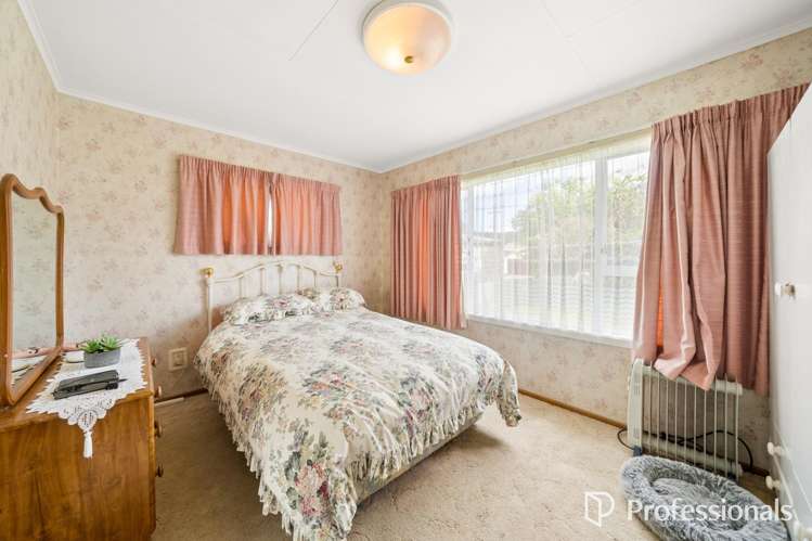10 Miles Cres Wainuiomata_8