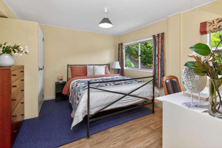 20 Colmar Road Mellons Bay_23