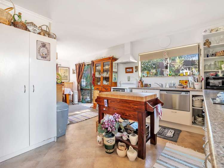 3/7 Gerald Stokes Avenue Helensville_12