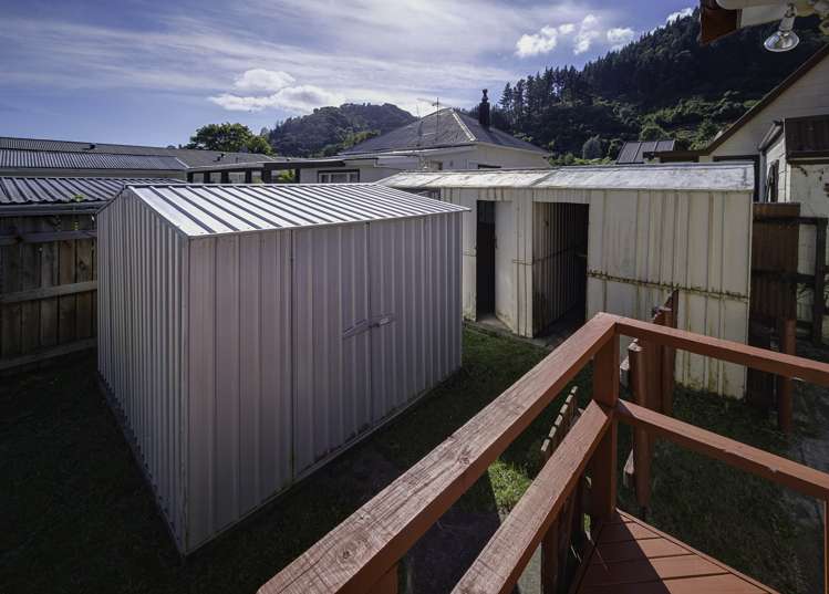 4 Silverbirch Grove The Brook_18