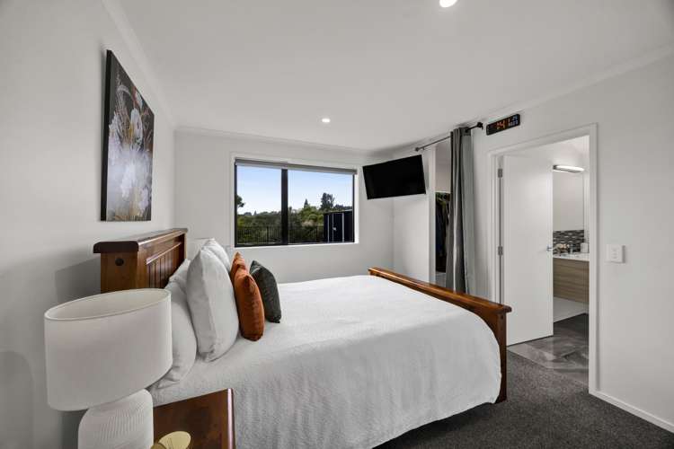 34b Honeyfield Drive Whalers Gate_24