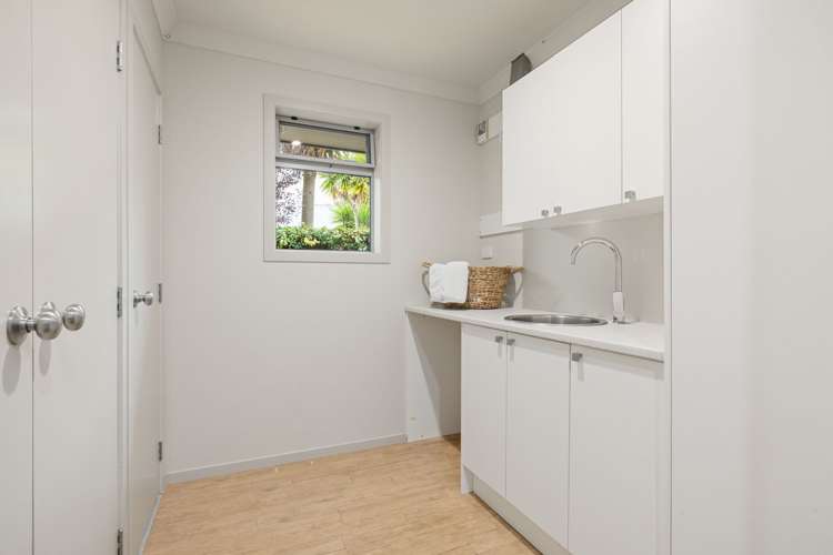 5 Camberley Way Huntington_20