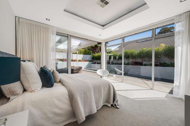 8 Oceania Place Mellons Bay_26