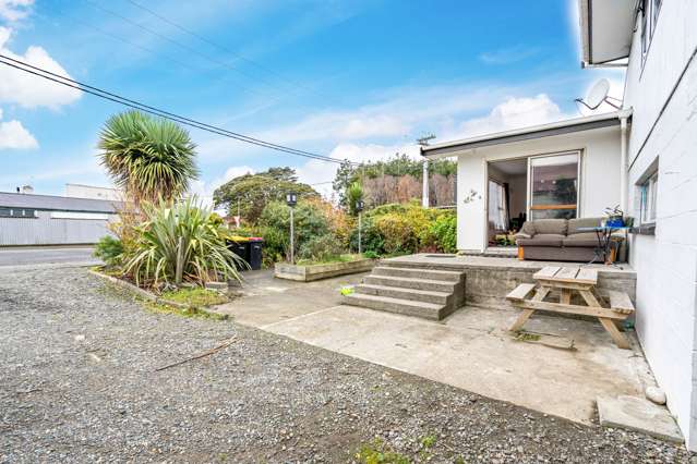 1 Ferry Road Tuatapere_1