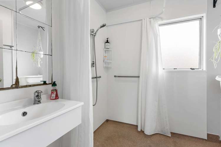 5 De Bloge Place Clendon Park_7