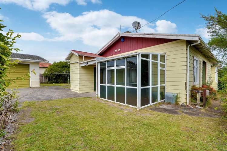 105 Forest Lake Road_0