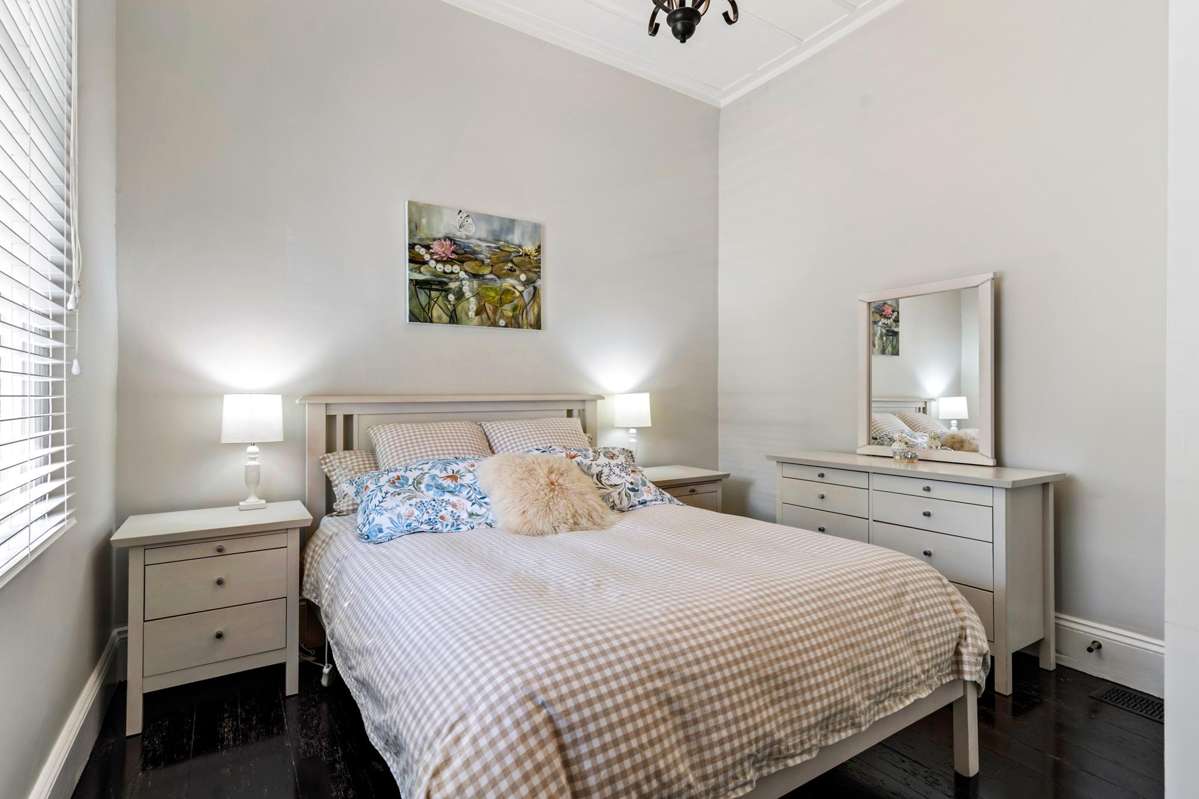 7 Commercial Road_3