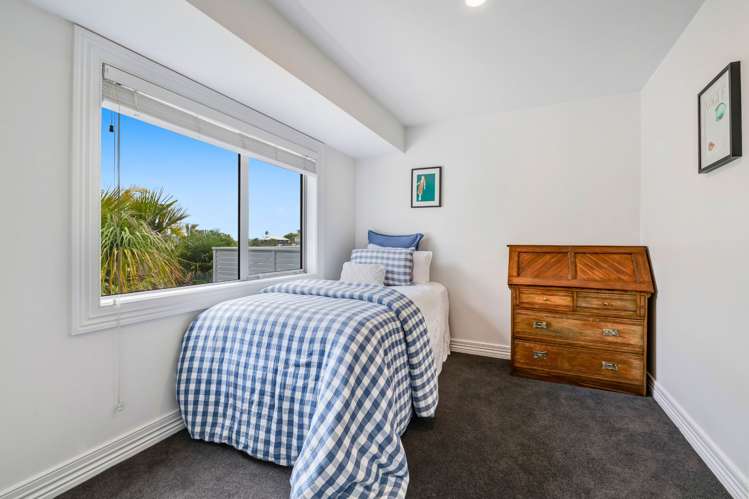 57 Esther Place Red Beach_14