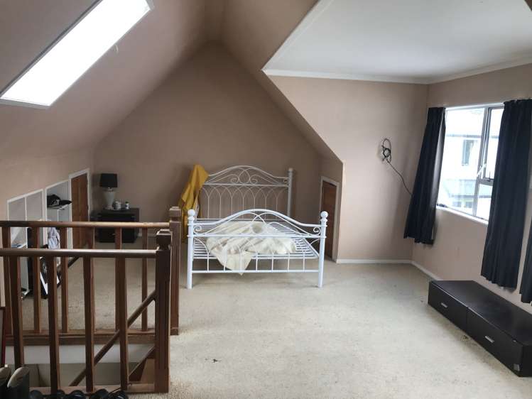 2/12 Cardall Street Newtown_9