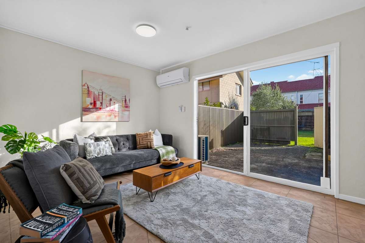 4/3 Glen Road_1