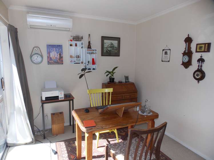 14a Terry Crescent Milson_10