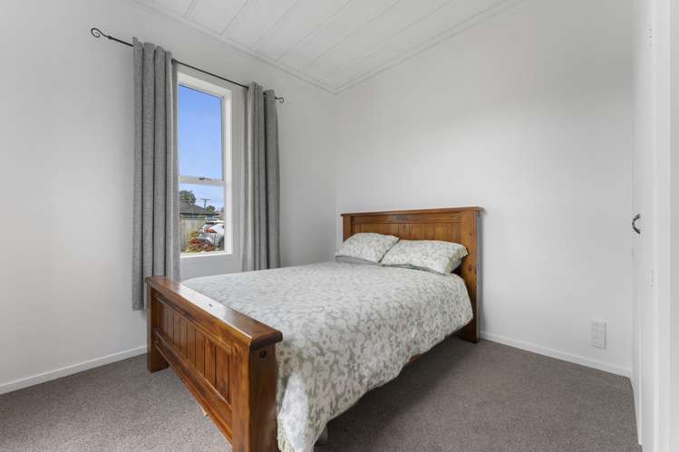 14 Rotherham Street Aramoho_11