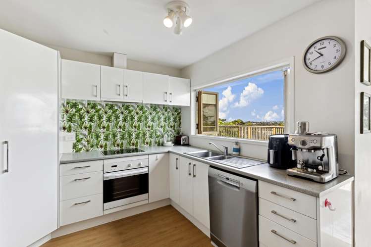 86 Anich Road Massey_5