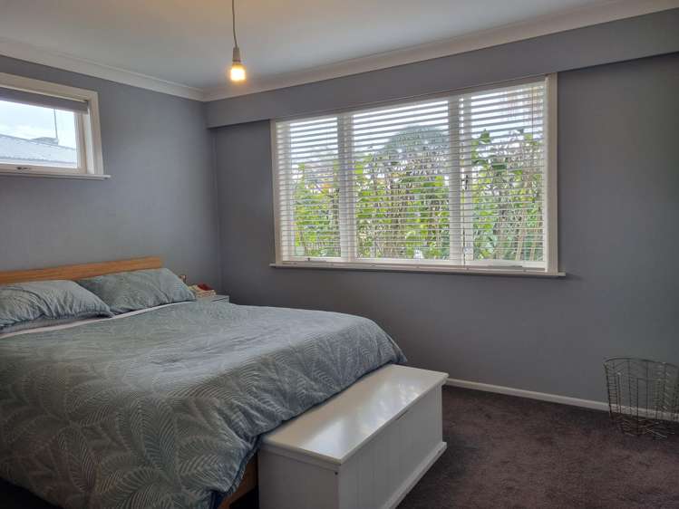 10 Bristol Avenue Brookfield_6