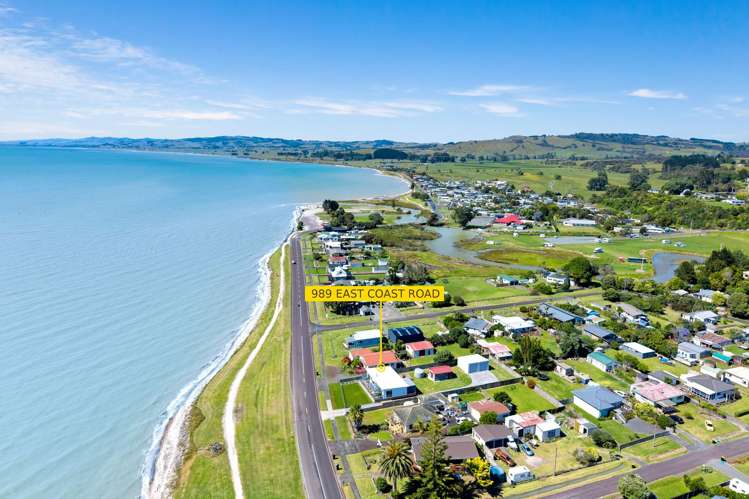 989 East Coast Road Kaiaua_35