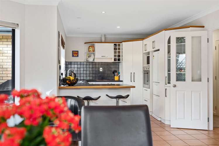 10 Brackenburn Drive Ohauiti_5