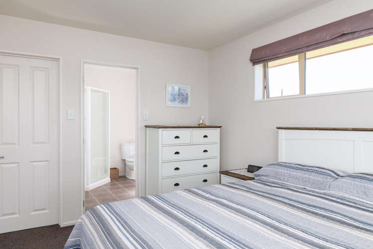 2 Cyclamen Place Aidanfield_12