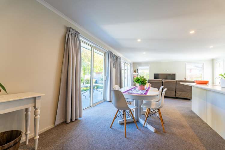 2/33 Maltby Avenue West End_9