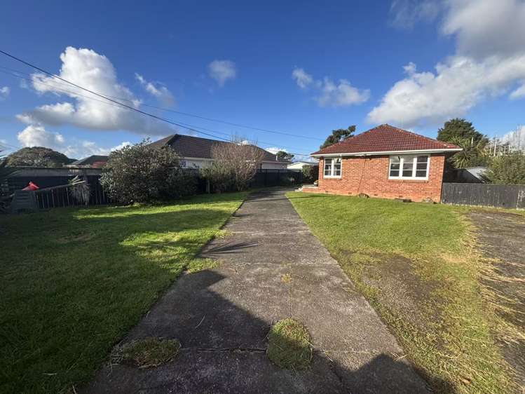 7 Rixon Place Te Atatu Peninsula_12