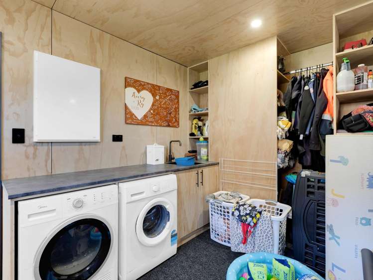 2 Taeore Lane Raglan_33