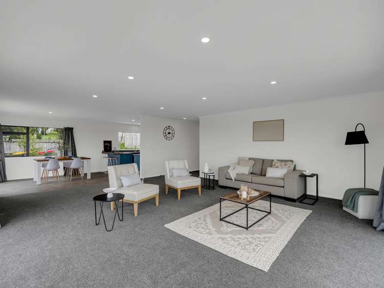 29 Gledstane Road Stanmore Bay_8