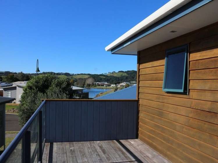 14 Scott Drive Cooks Beach_19