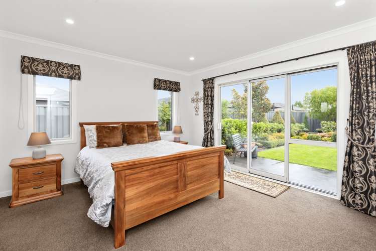 9 Wanaka Place Poraiti_11