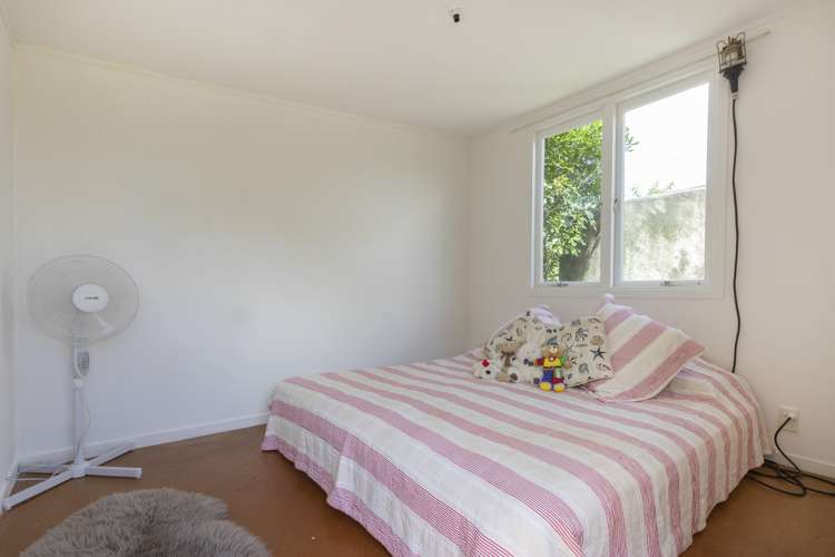 7 Birds Beach Road Tapora_15