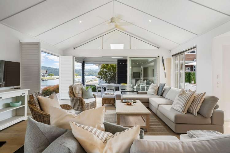 133 Motu Capri Pauanui_14