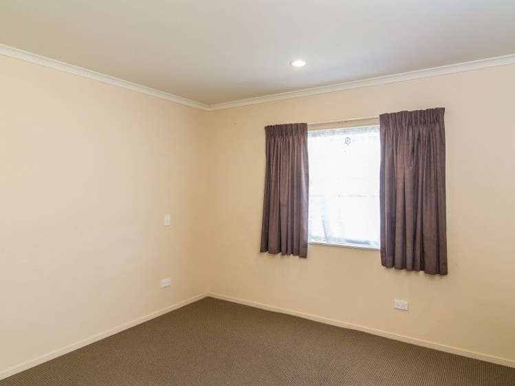 21 Matuku Place Paraparaumu Beach_11
