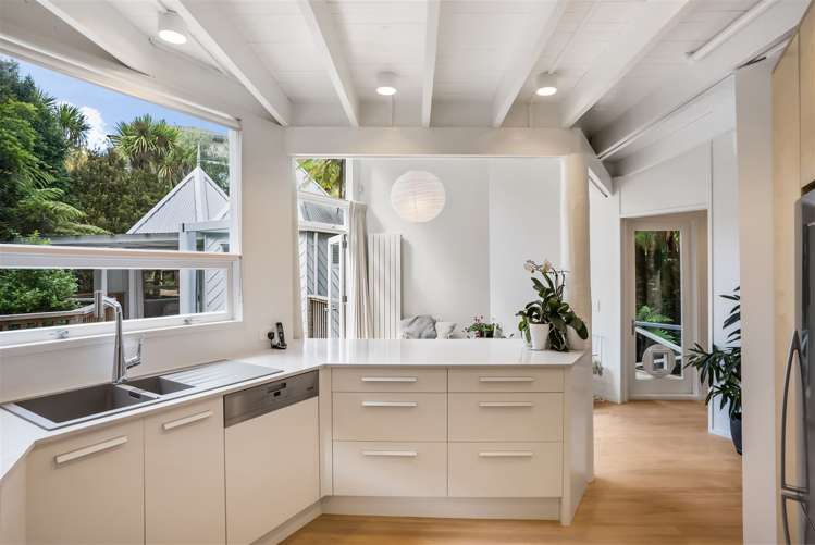 25 Eastcliffe Road Castor Bay_9