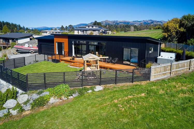 20 Swyncombe Place Kaikoura_12