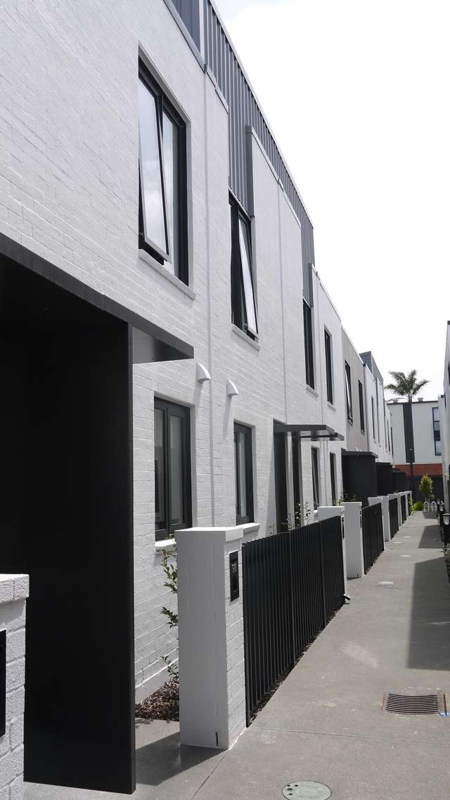 106/124 Taylors Road Mount Albert_1