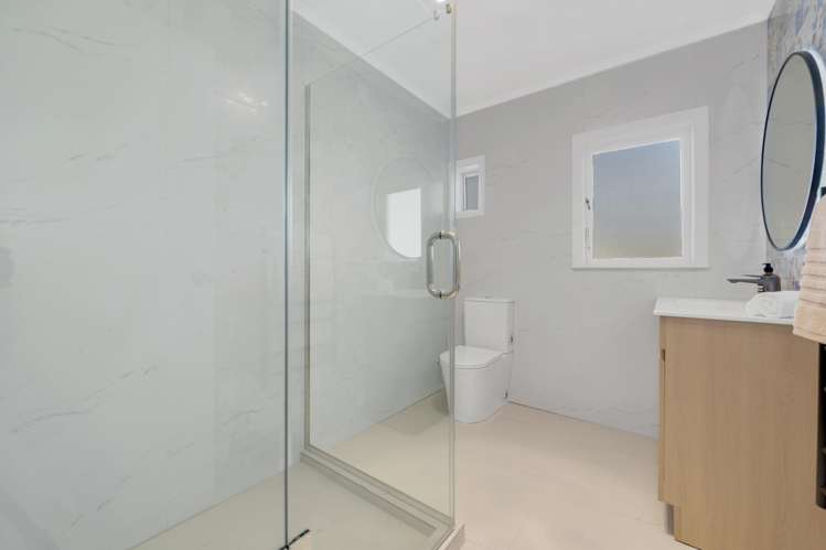 21 Valentine Street Papakura_11