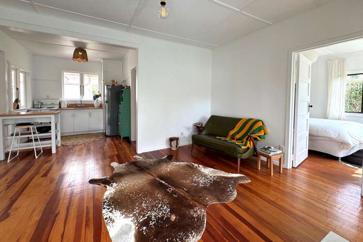 1059 Pouewe Street Kawhia_7