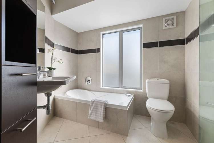 6B Arkley Avenue Farm Cove_27