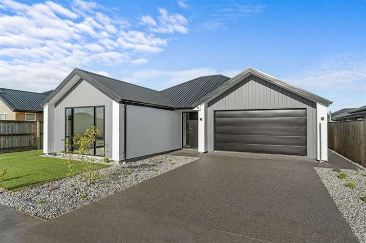 8 Whites Tramway Road_0