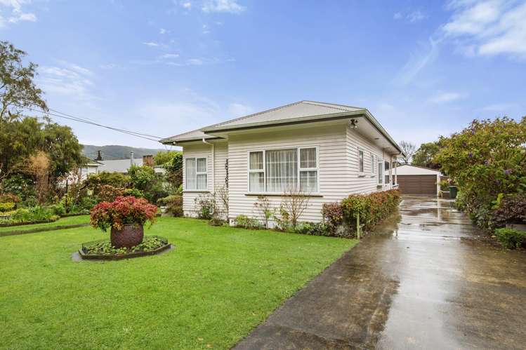 21 Hine Road Wainuiomata_19