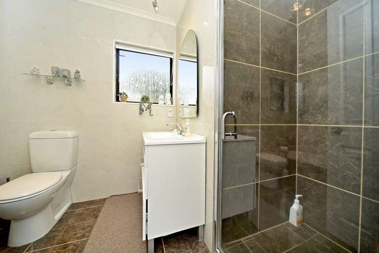 42 Barberton Terrace Red Hill_17